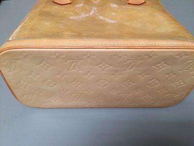 ヴィトンヴェルニ底面施工前