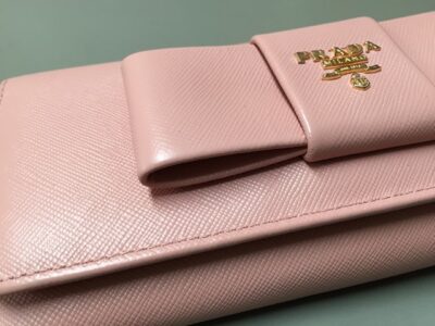 PRADA財布リボン_施工後