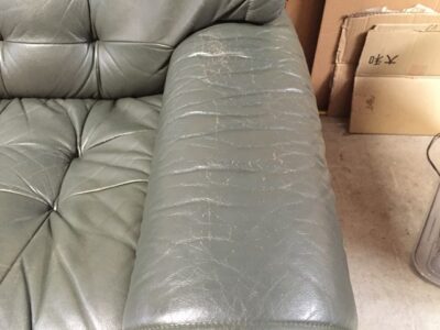 カリモクソファ肘掛１施工前