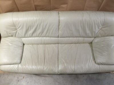 前_トリプルソファ全面