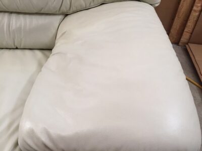 後_トリプルソファ肘掛１