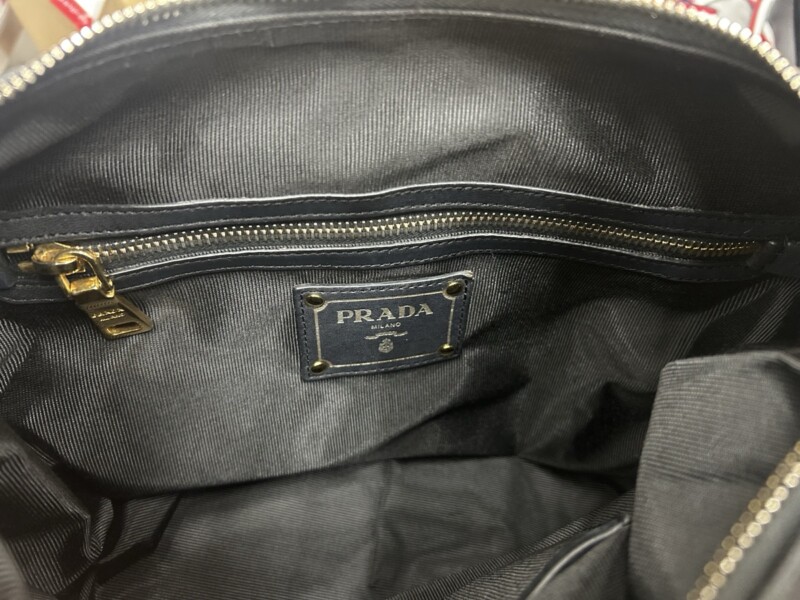 PRADA_バッグ_内側_修理後