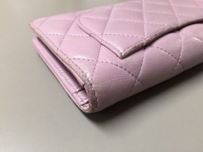 シャネル財布_施工前５