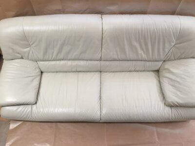 後_トリプルソファ全面