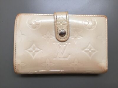 ヴィトン財布_施工前１