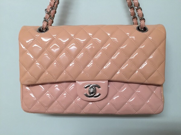 CHANEL  エナメルバッグ