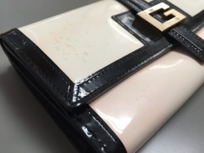 GUCCI財布_前１