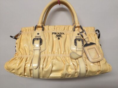 エナメルバッグのカラーチェンジ_修理前