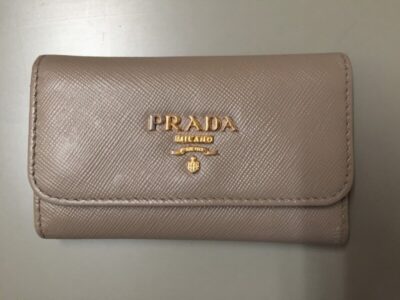 プラダキーケース_修理後