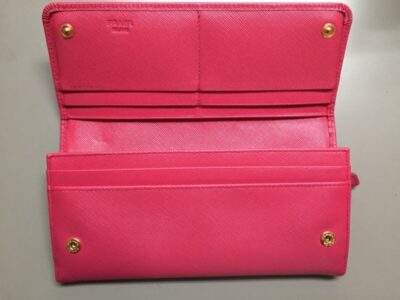 プラダサフィアーノのカラーチェンジ_修理前