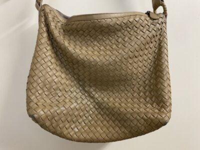 ボッテガバッグ修理前_1