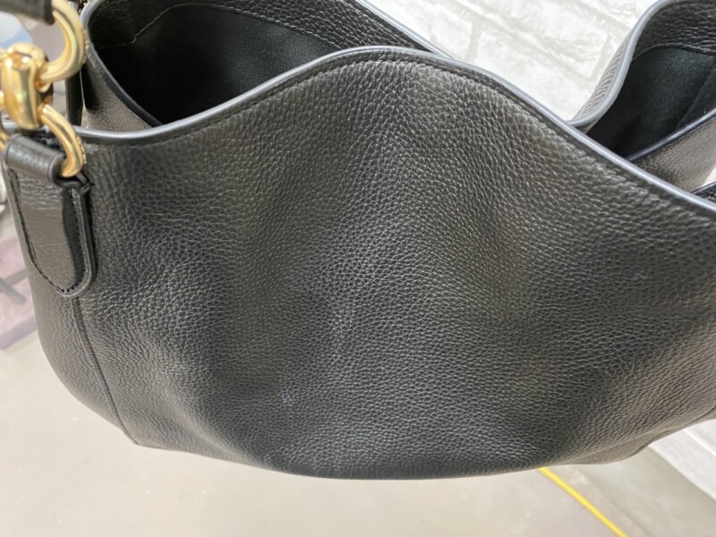 COACH】革バッグにアルコールのシミが！！！ - 革生活