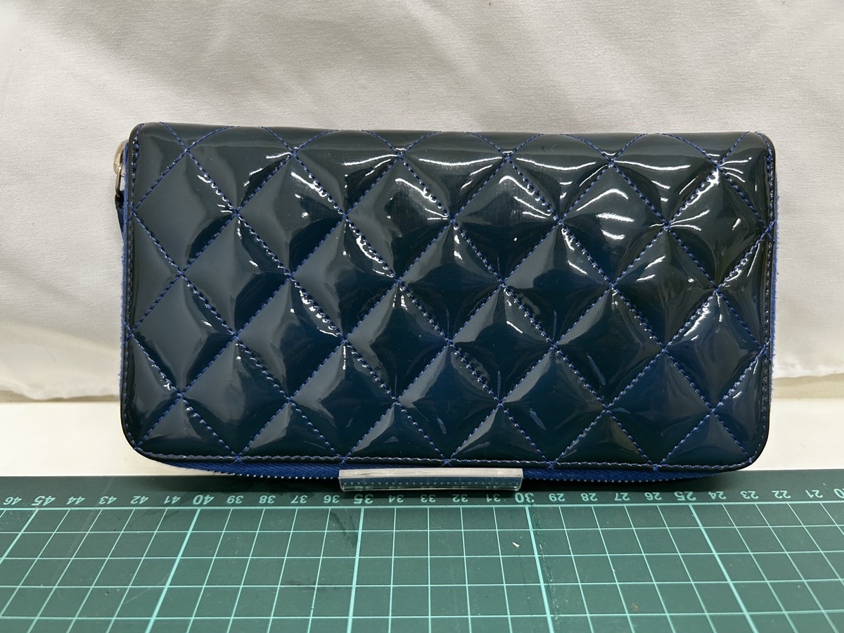 シャネル_マトラッセ_財布_背面_修理前