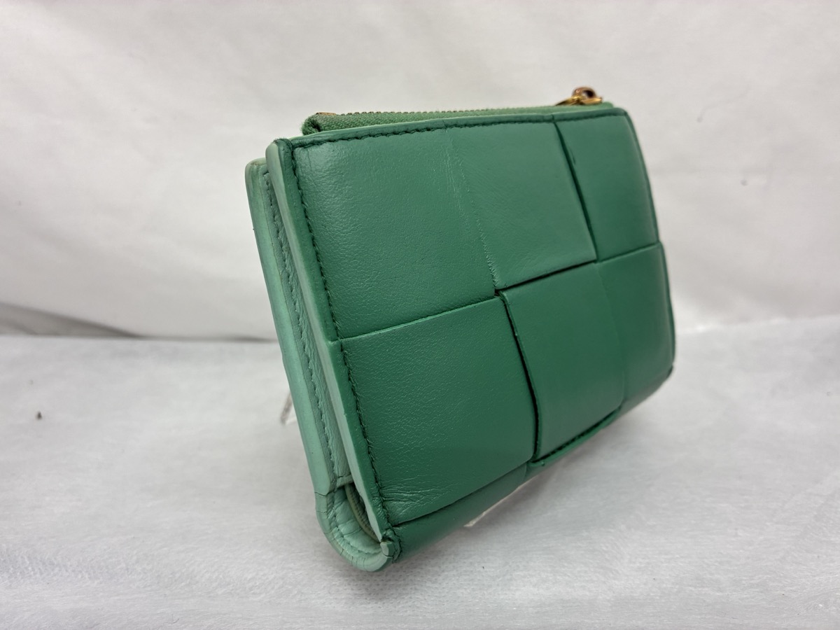 ボッテガ_イントレチャート_財布_正面左_修理後