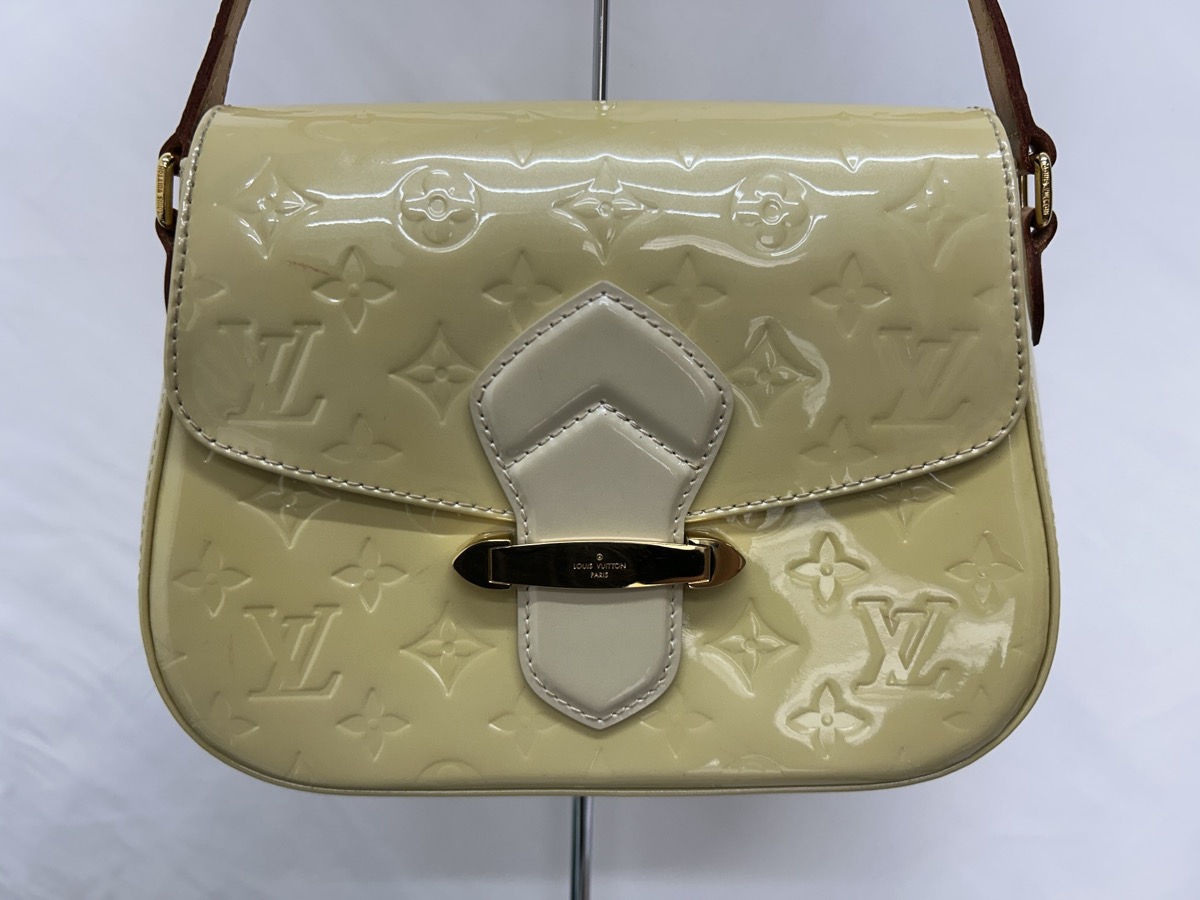 ヴェルニ_ベルフラワー_正面_修理前