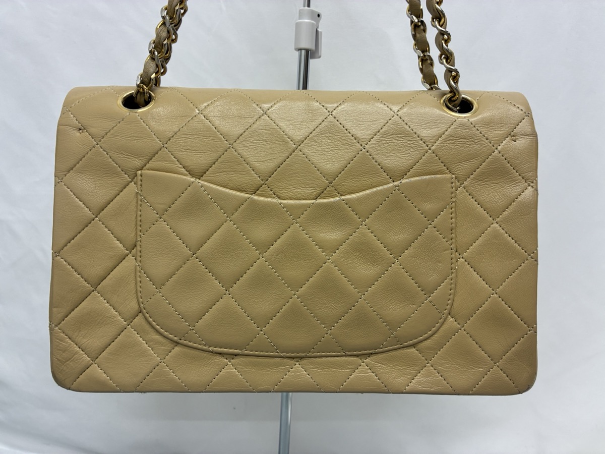 CHANEL_マトラッセ_背面_修理前