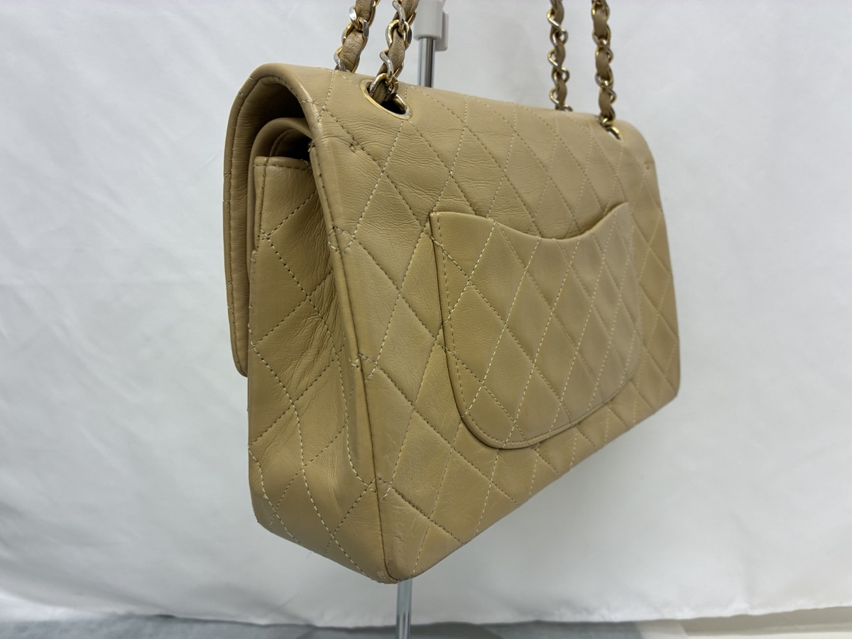 CHANEL_マトラッセ_背面左_修理前