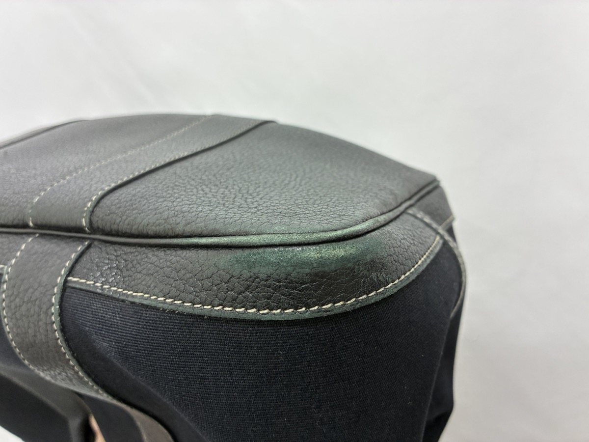 エルメス_ガーデンパーティー_底角スレ_修理前