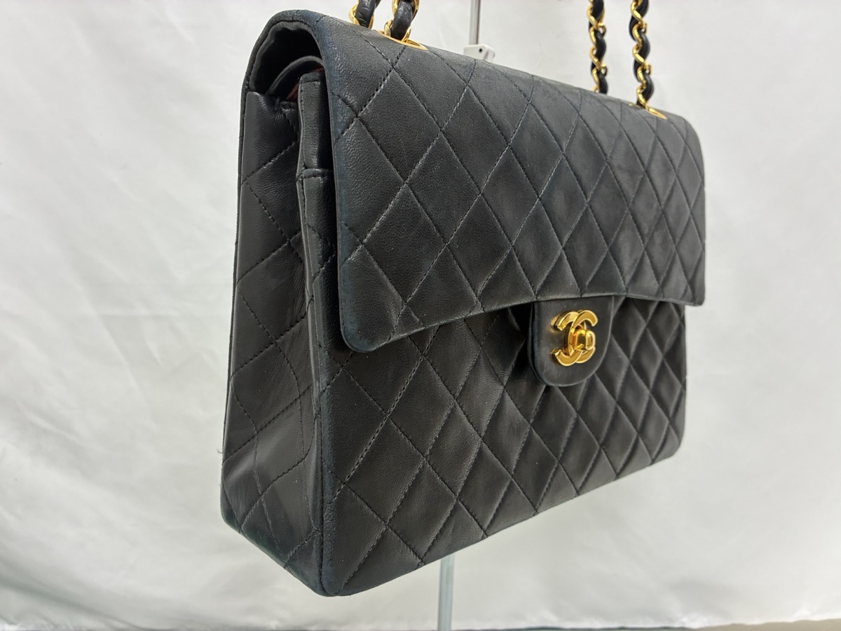 シャネル_マトラッセ_修理前_正面左_縁スレ