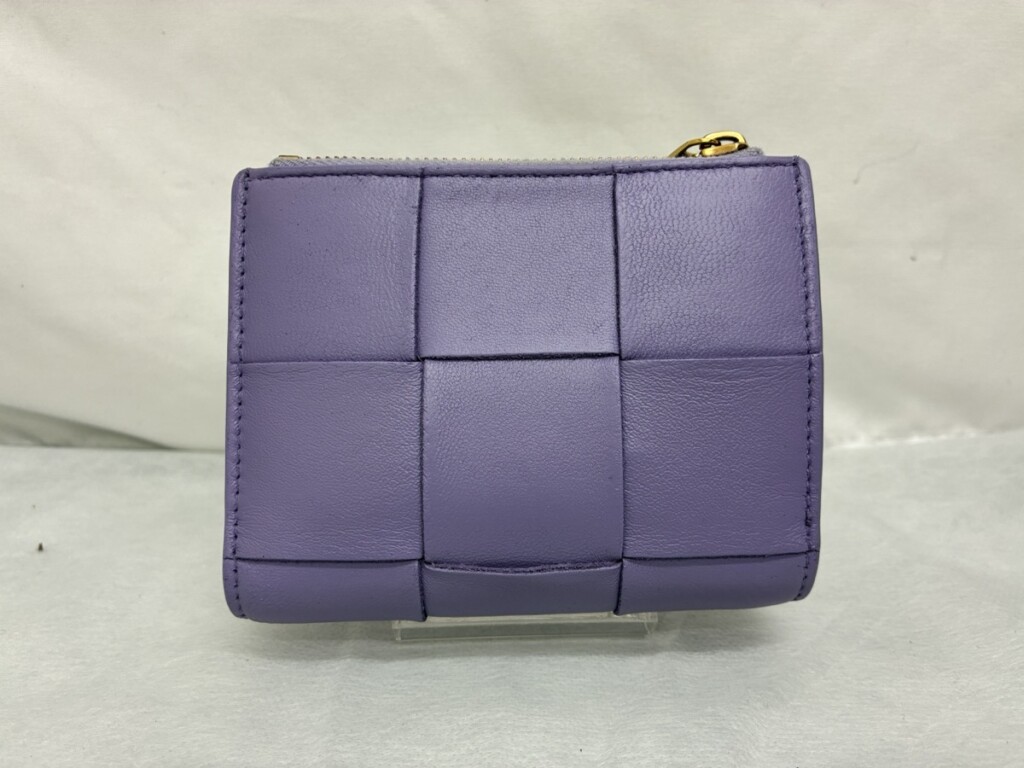 ボッテガヴェネタ マキシイントレチャート 折り財布 ラベンダー リカラー修理後 正面