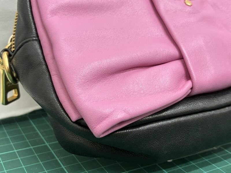 プラダバッグ_リボン部分補修_修理後_アップ